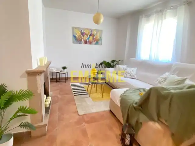 Casa aparellada amb terrassa en venda a Cuevas del Becerro, imagen 10