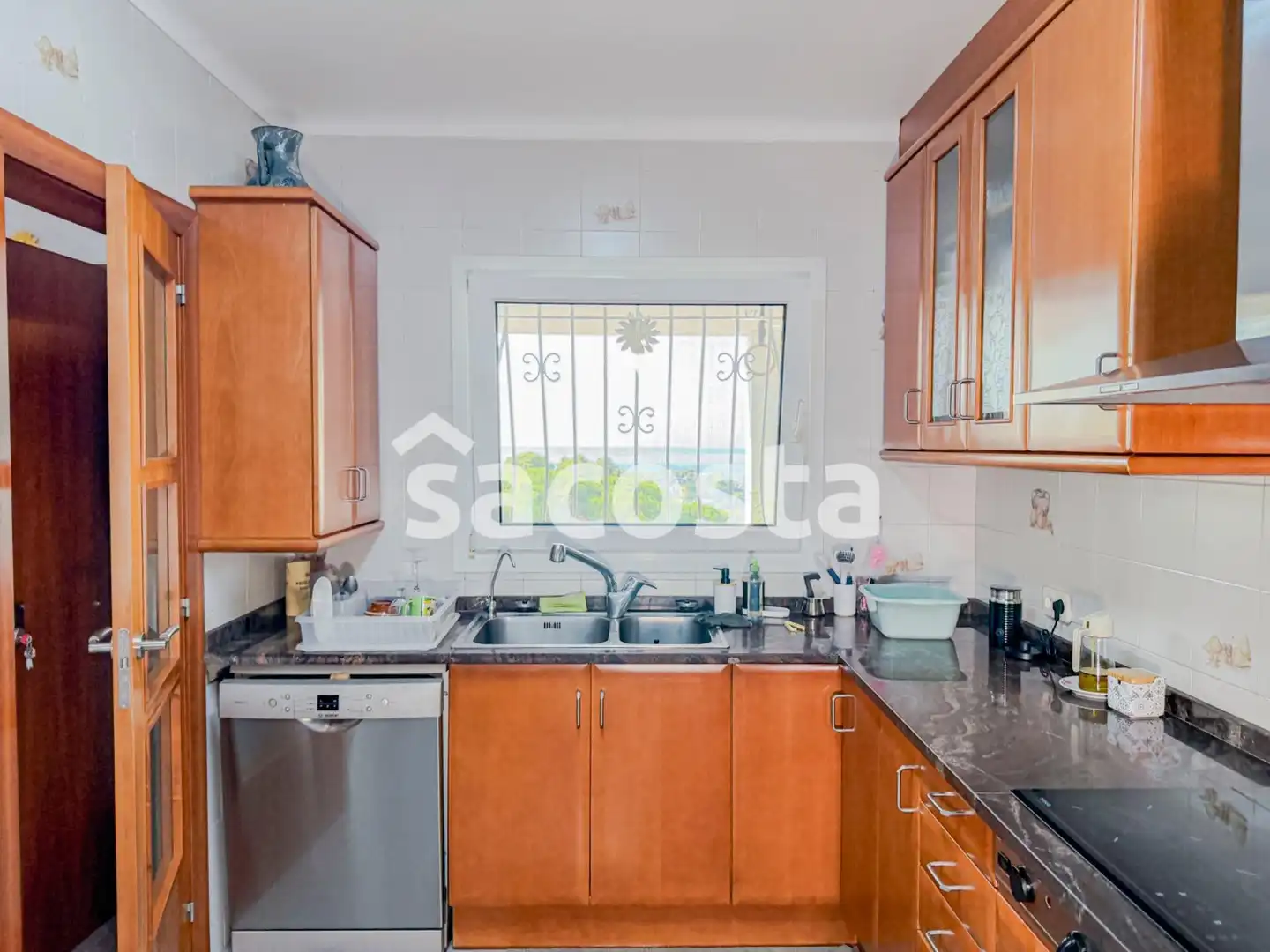 Küche von Haus oder Chalet zum Verkauf in Lloret de Mar mit Klimaanlage, Heizung und Terrasse