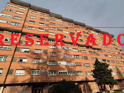 Vista exterior de Pis en venda en  Pamplona / Iruña amb Calefacció, Terrassa i Balcó