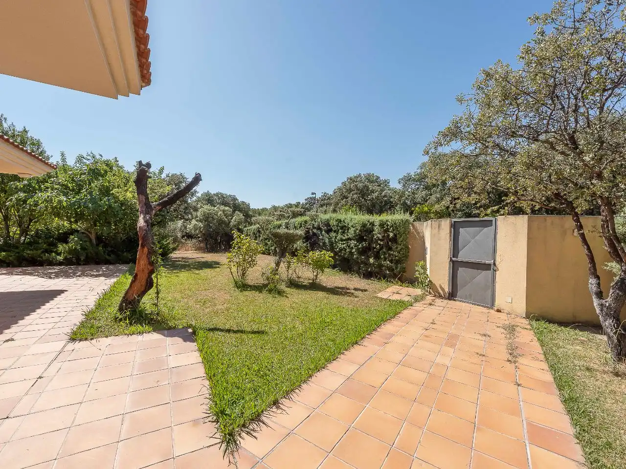 Casa amb jardí en venda a avenida sierra 1, imagen 4