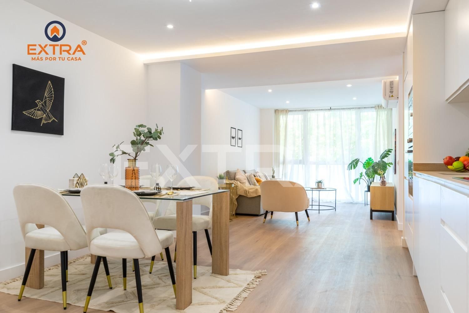 Living room of Flat for sale in  Madrid Capital  with Air Conditioner and Heating
