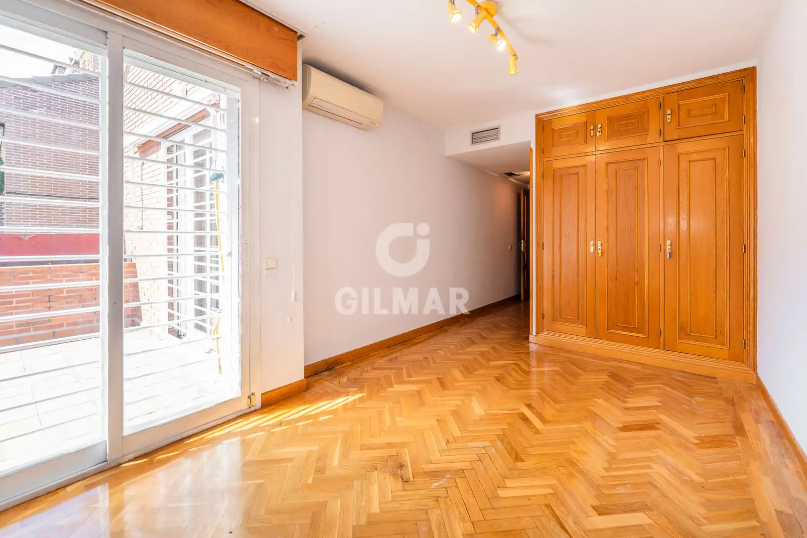 Bedroom of Detached homes for sale in Madrid  with Heating, Private garden and Swimming Pool