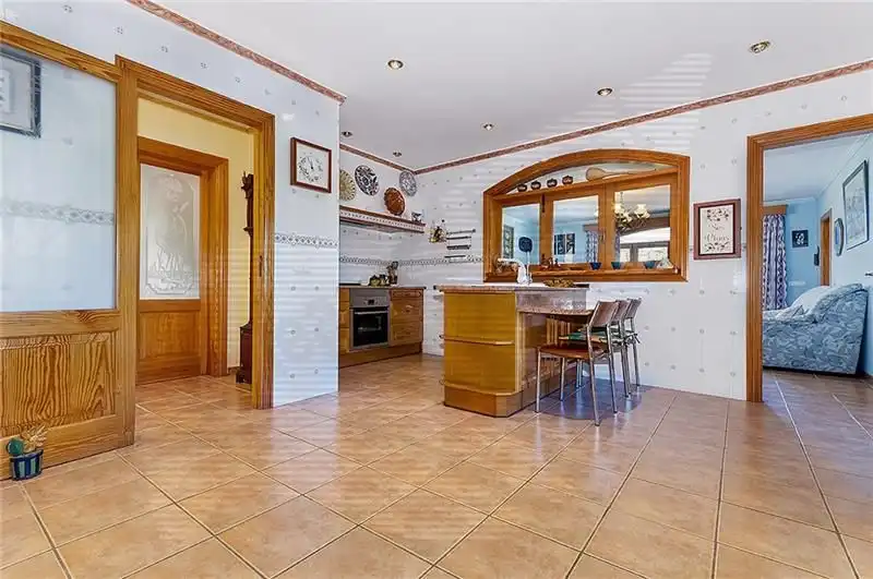 Cocina de Finca rústica en venta en  Palma de Mallorca con Calefacción, Jardín privado y Terraza