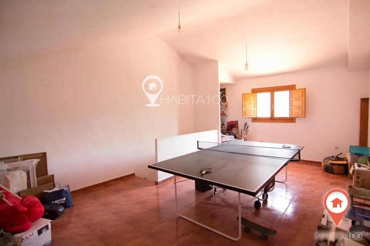 Casa o xalet en venda en Arcas del Villar amb Piscina i Piscina comunitària