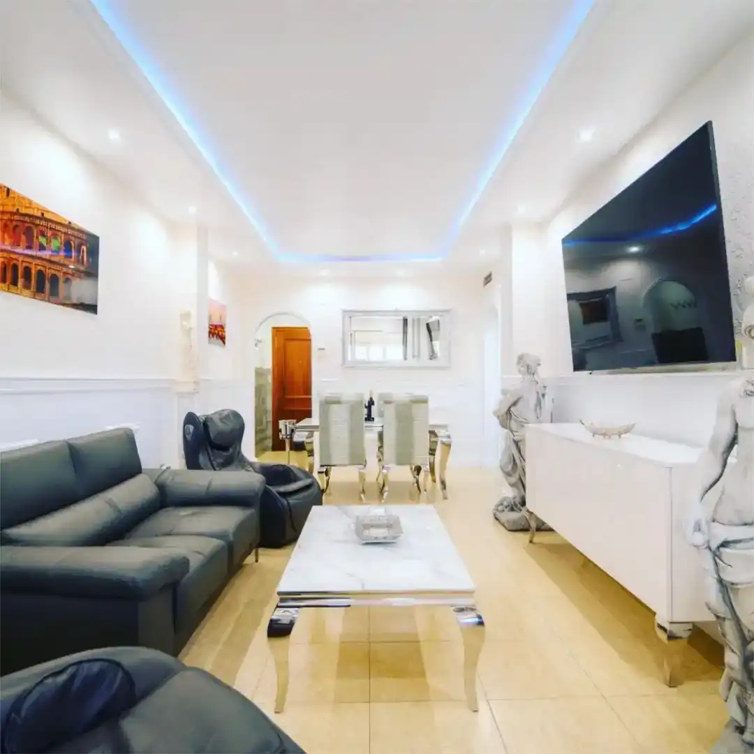 Sala de estar de Apartamento en venta en Puerto Real con Aire acondicionado, Trastero y Amueblado