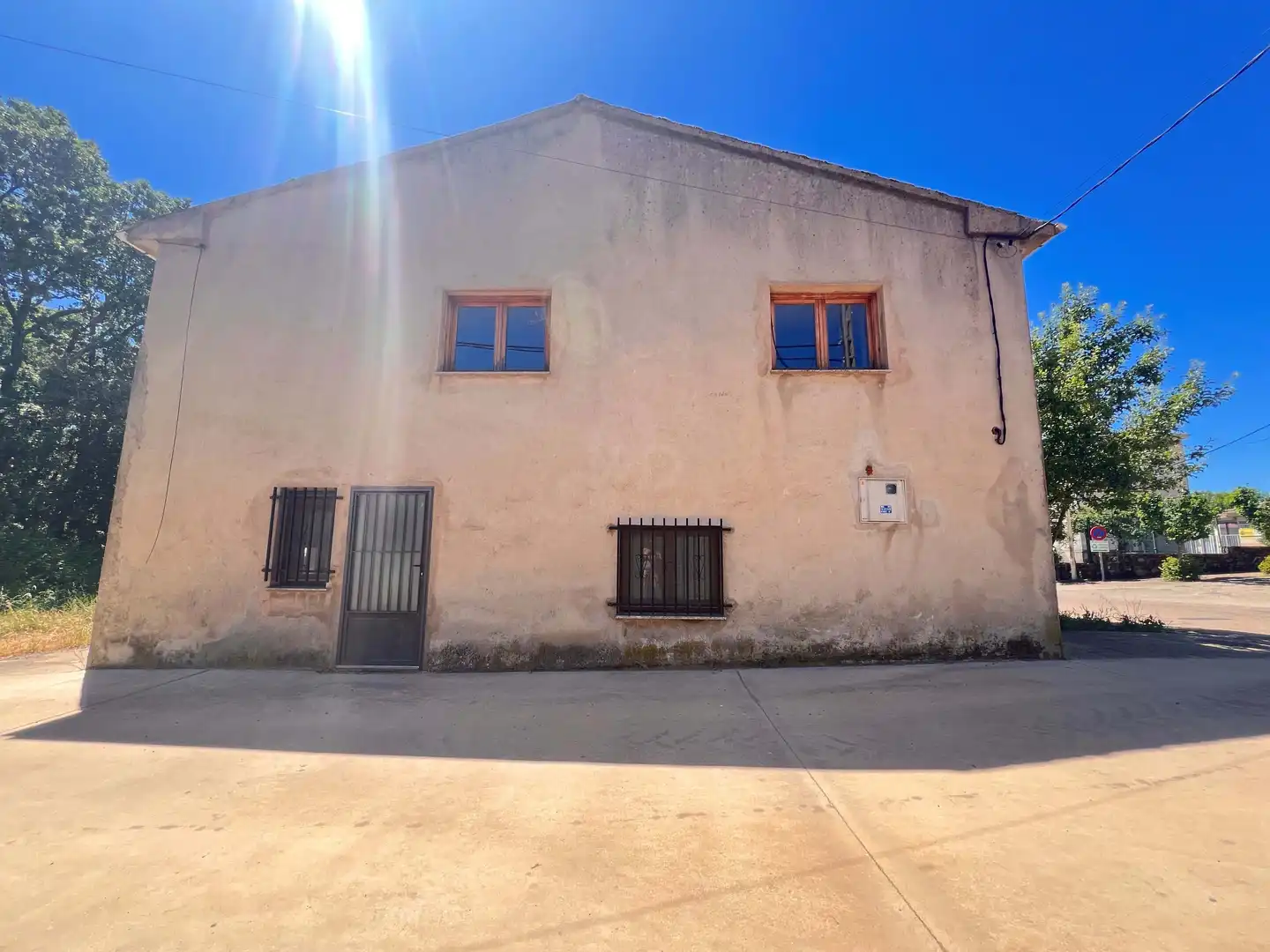 Vista exterior de Edificio en venta en El Payo