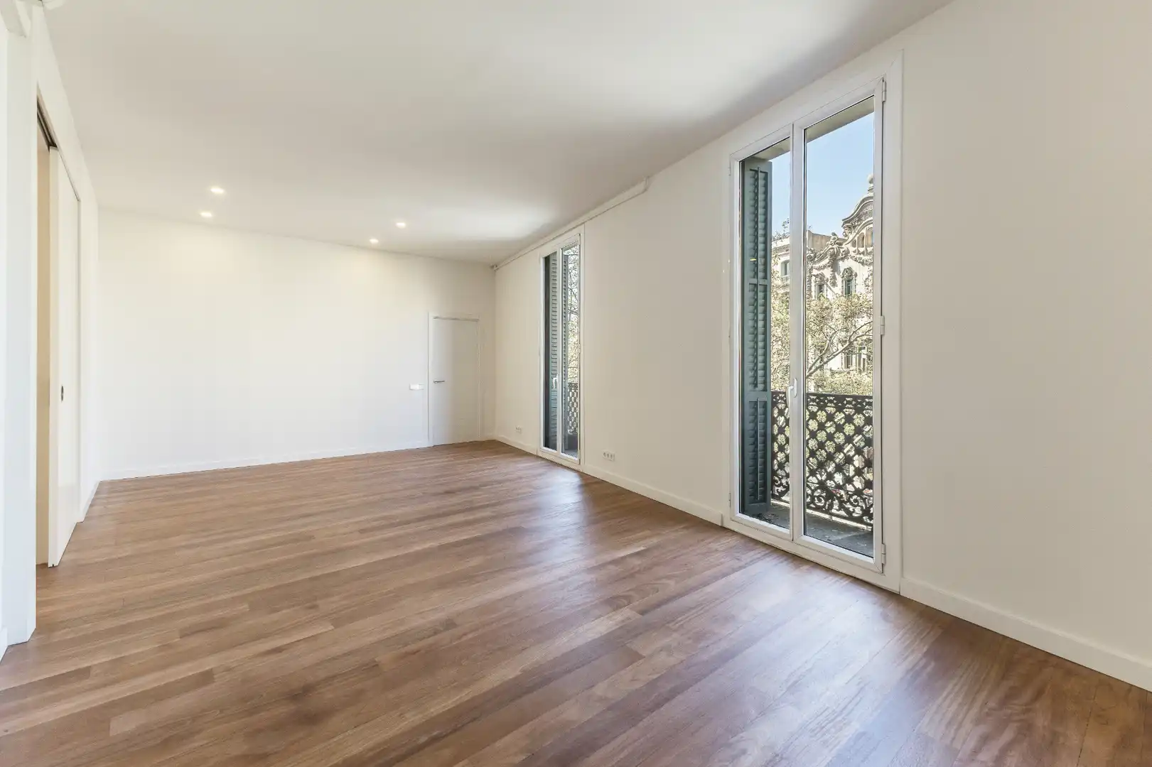 Sala d'estar de Pis en venda en Barcelona amb Aire condicionat, Calefacció i Parquet