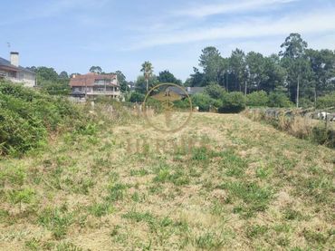 Terreny residencial en venda a Tui