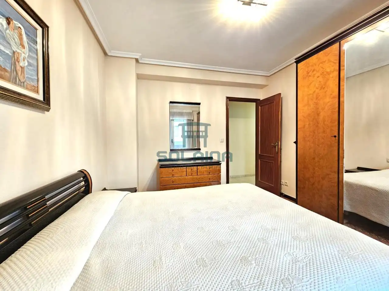 Habitación de Piso en venta en Ourense Capital  con Calefacción, Trastero y Amueblado