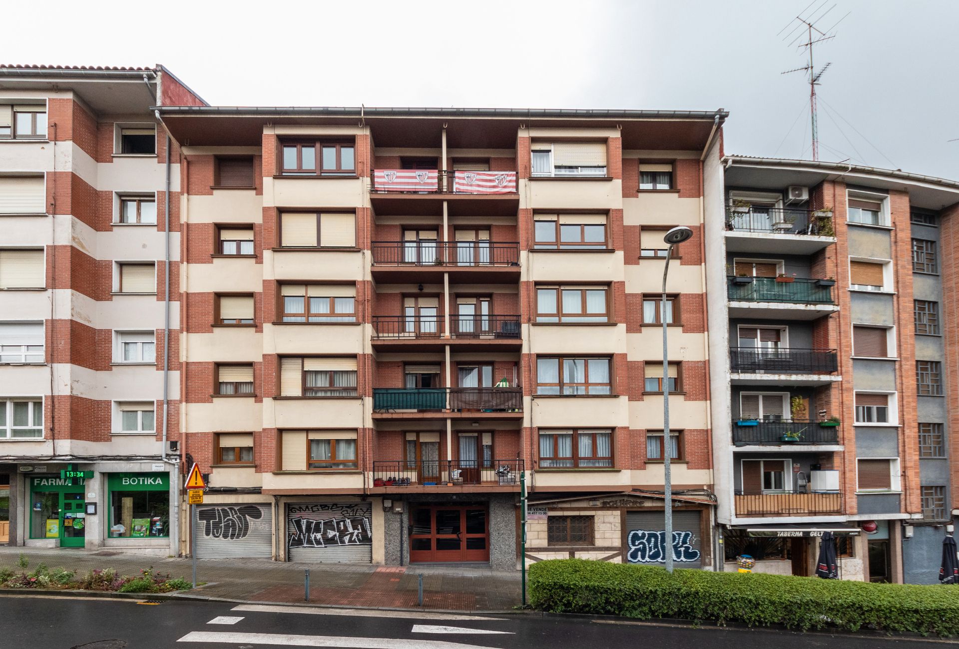 Flat for sale in Sixta Barrenetxea Kalea