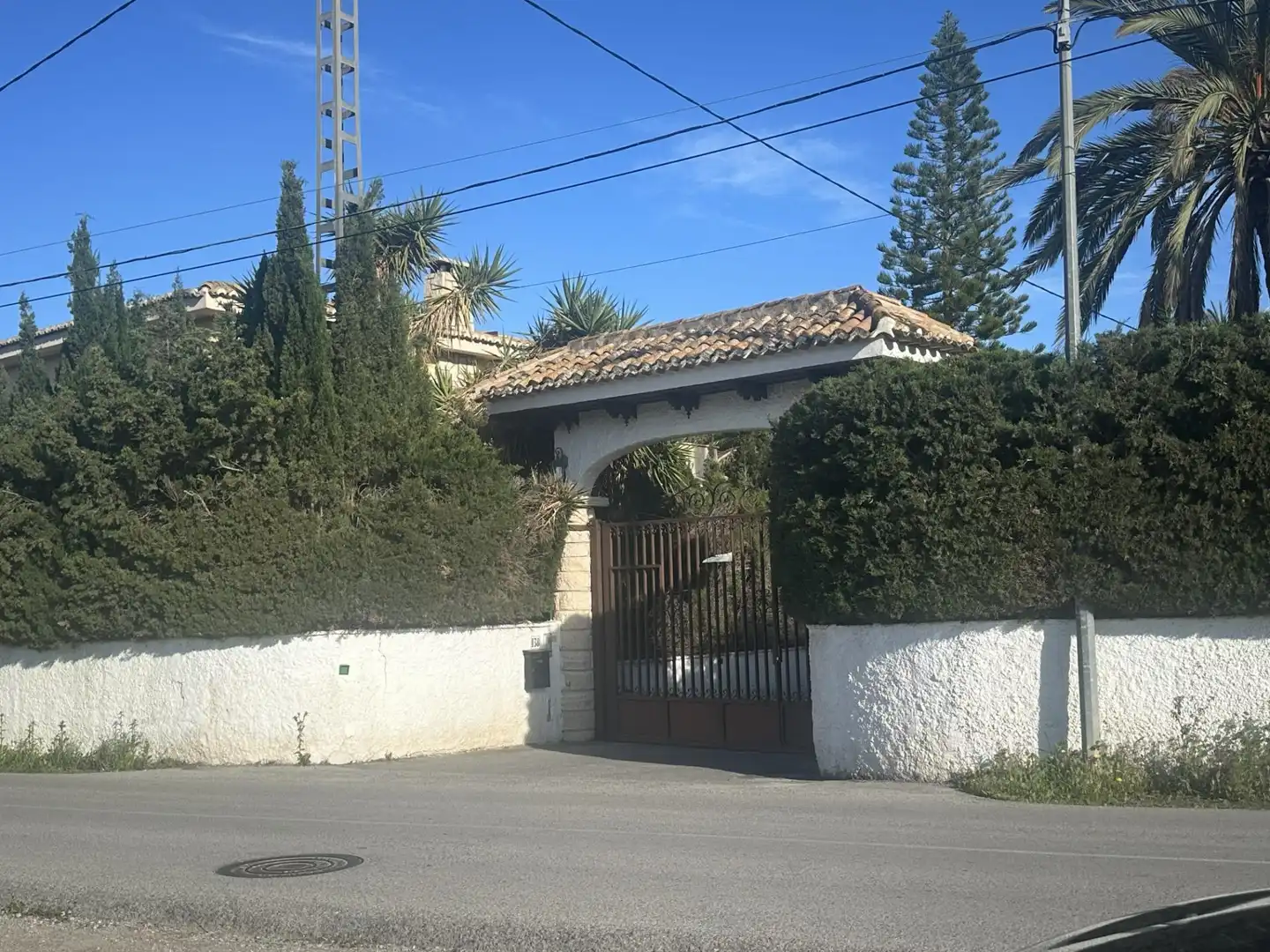 Exterior view of Houses for sale in El Campello  with Private garden and Swimming Pool