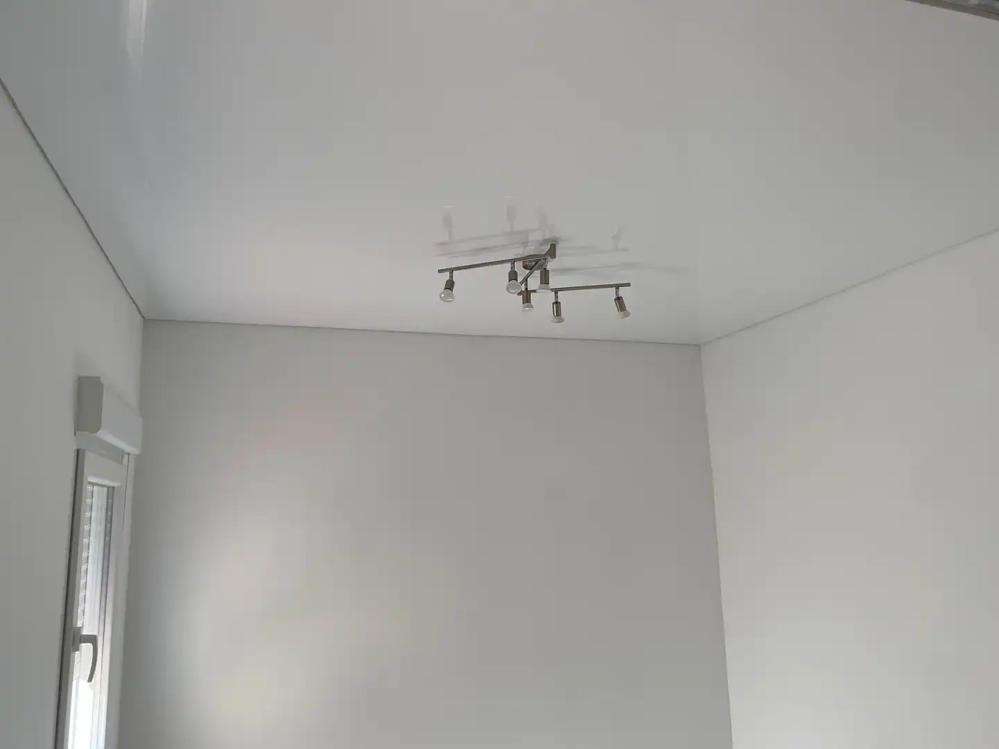 Exterior view of Duplexes for rent in Madrid  with Oven