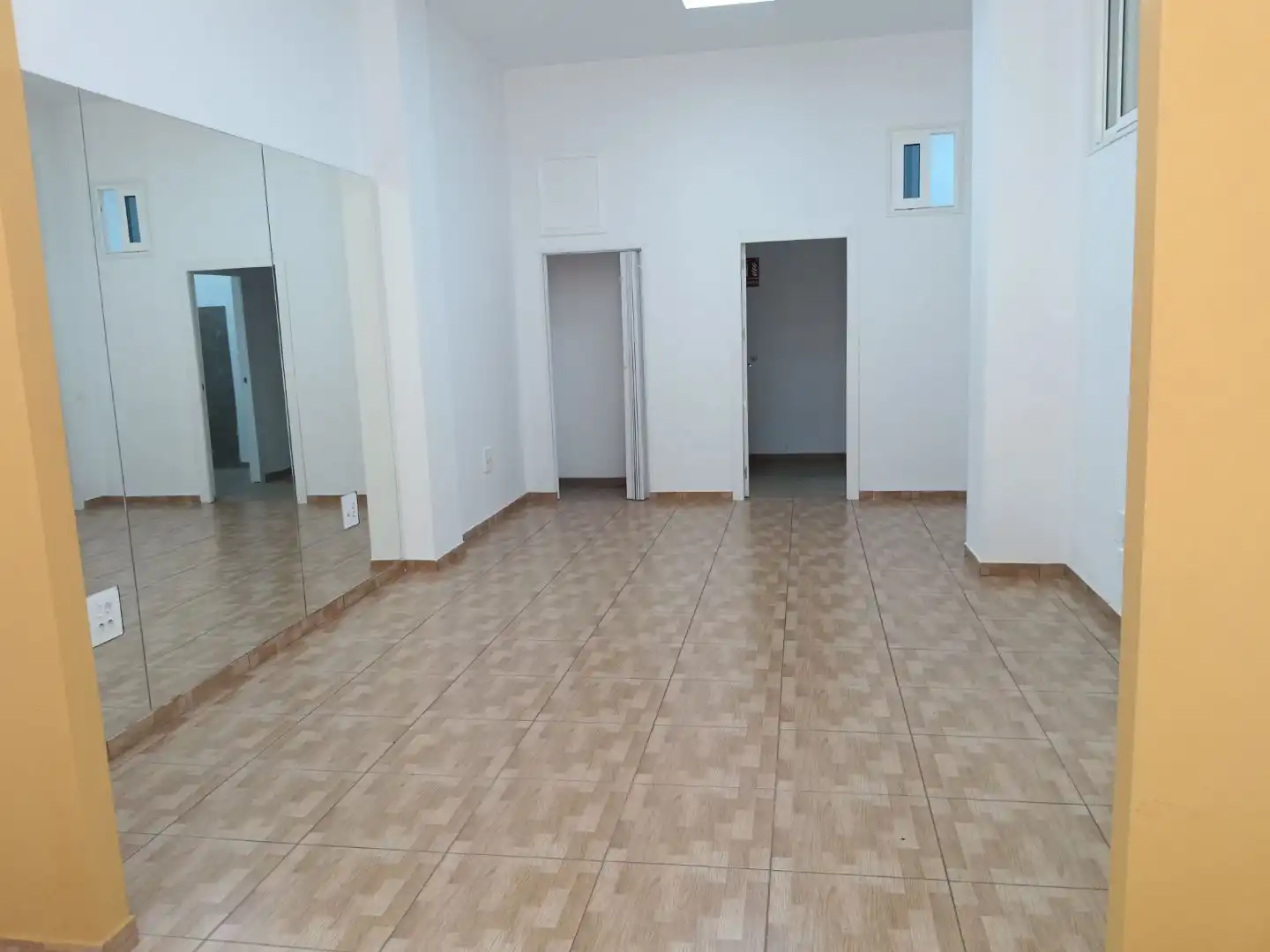 Local en venta en Arona con Aire acondicionado y Alarma