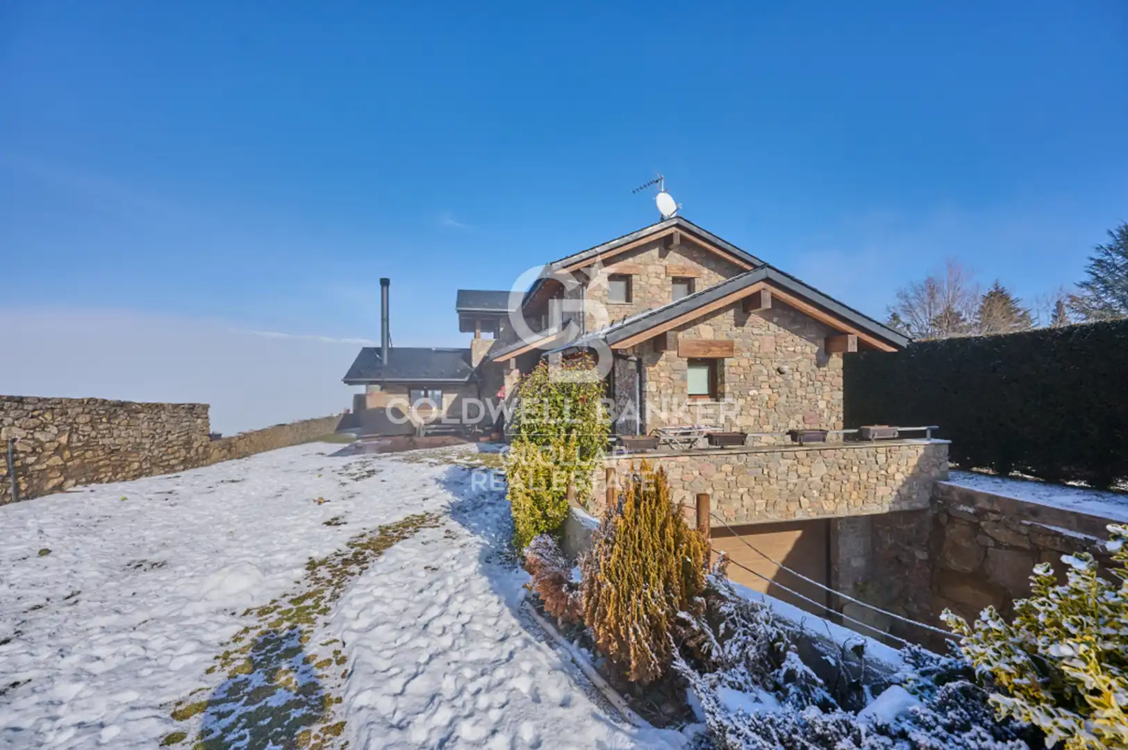 Exterior view of Houses for sale in Das  with Heating, Private garden and Parquet flooring