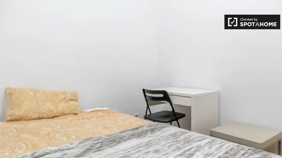 Room in Justicia - Chueca