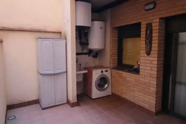 Küche von Wohnung zur Miete in Sud