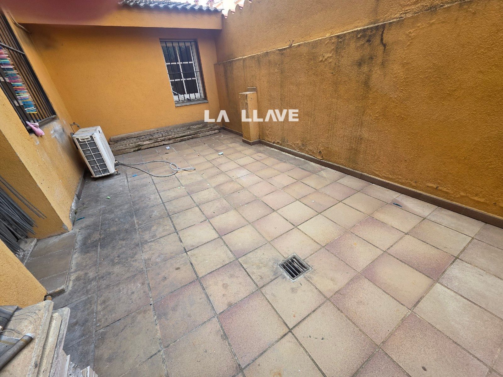 Local en venta en Palafolls con Terraza