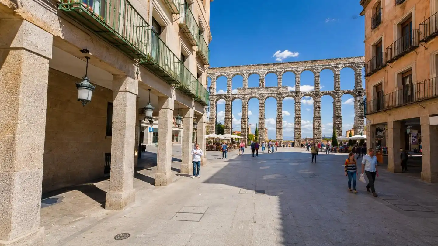 Außenansicht von Wohnung zur Miete in Segovia mit Heizung, Terrasse und Möbliert