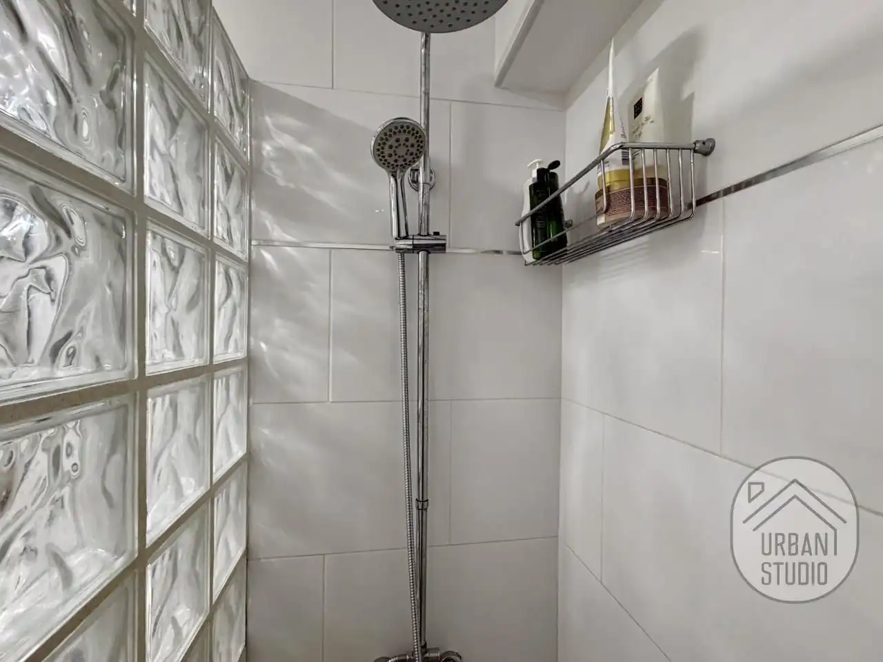 Baño de Piso en venta en Alicante / Alacant con Aire acondicionado, Amueblado y Balcón