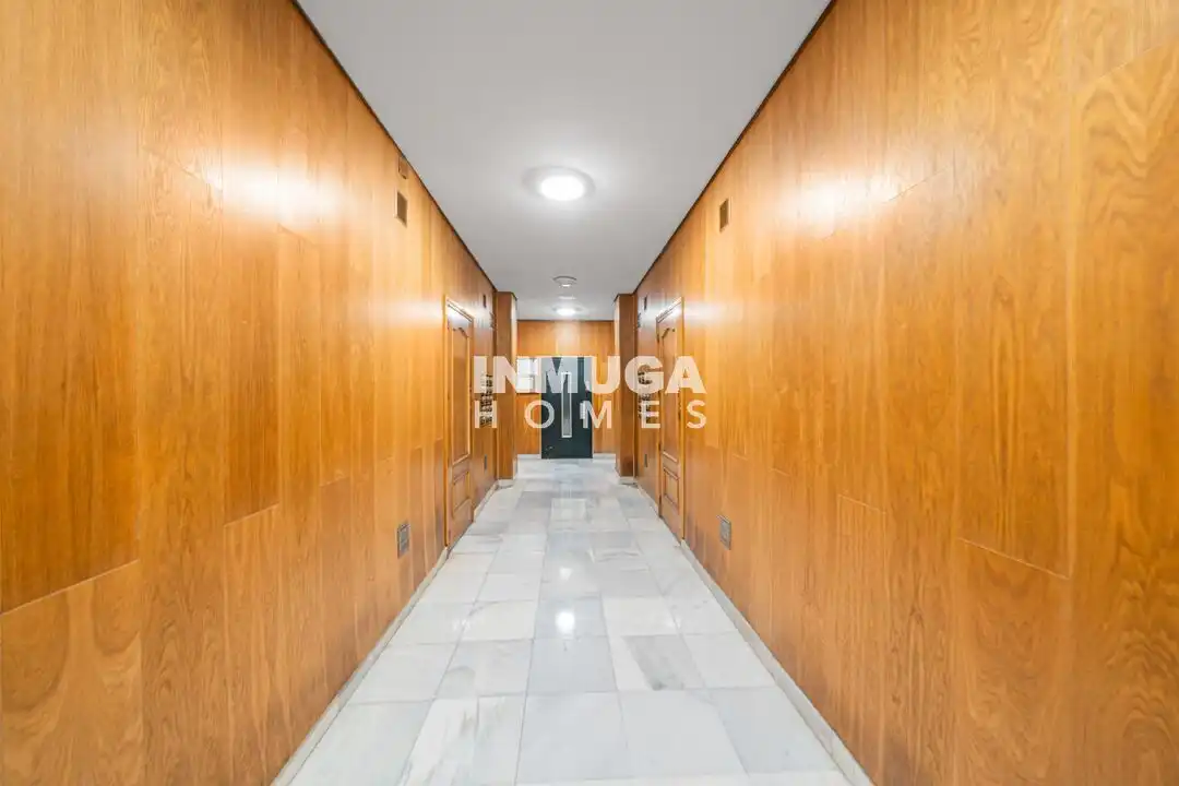 Wohnung zum Verkauf in Madrid mit Klimaanlage und Heizung