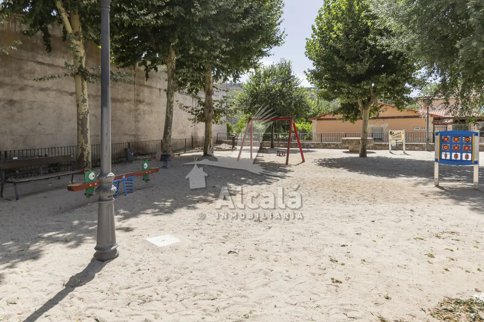Parking of Houses for sale in Moratilla de los Meleros