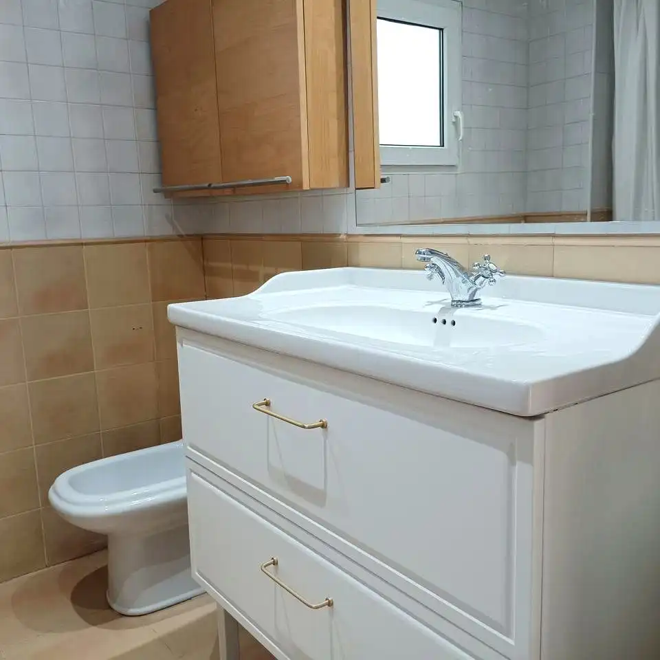 Bany de Pis de lloguer en Madrid amb Aire condicionat, Calefacció i Parquet
