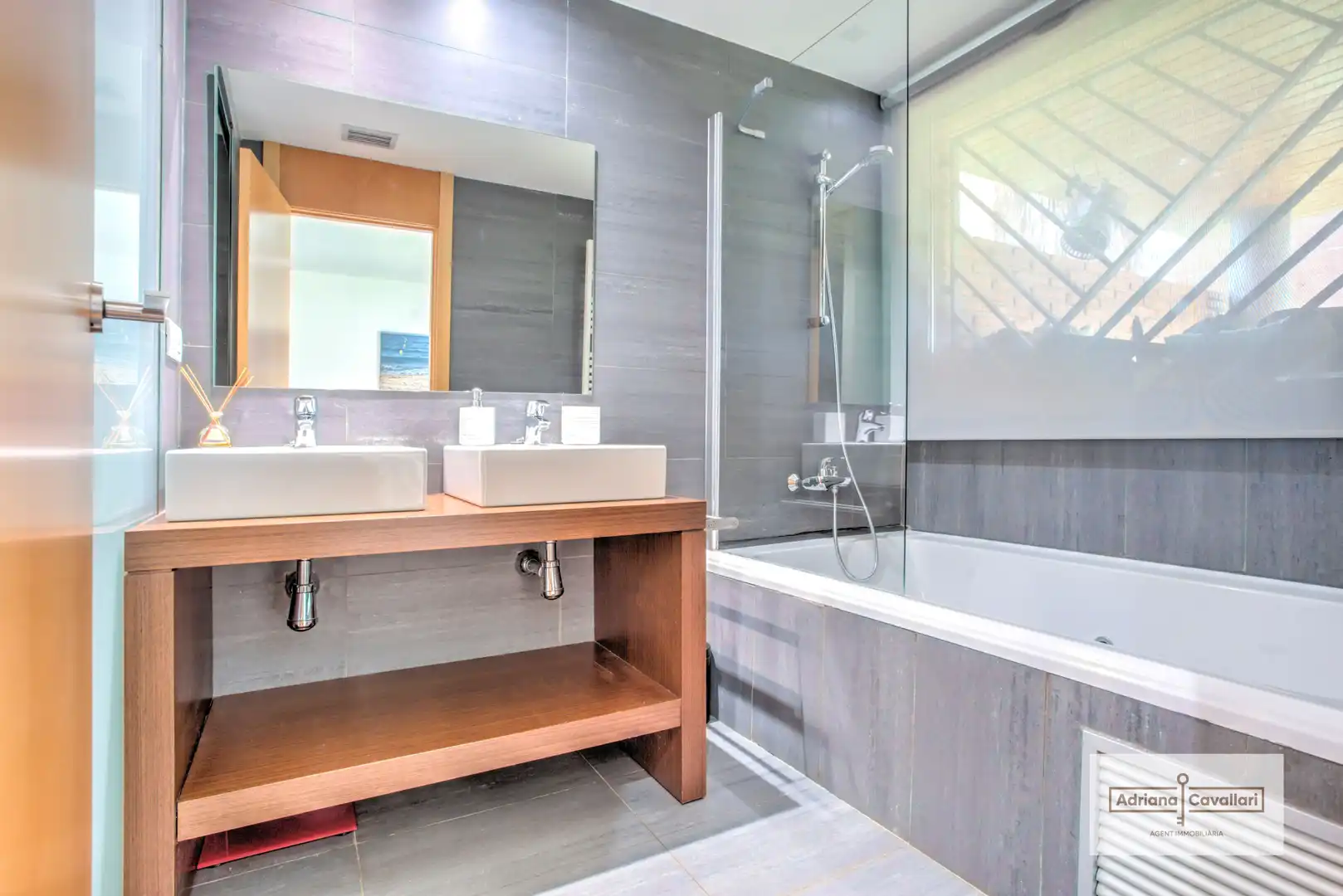 Bathroom of Flat for sale in Tarragona  with Air Conditioner, Heating and Private garden