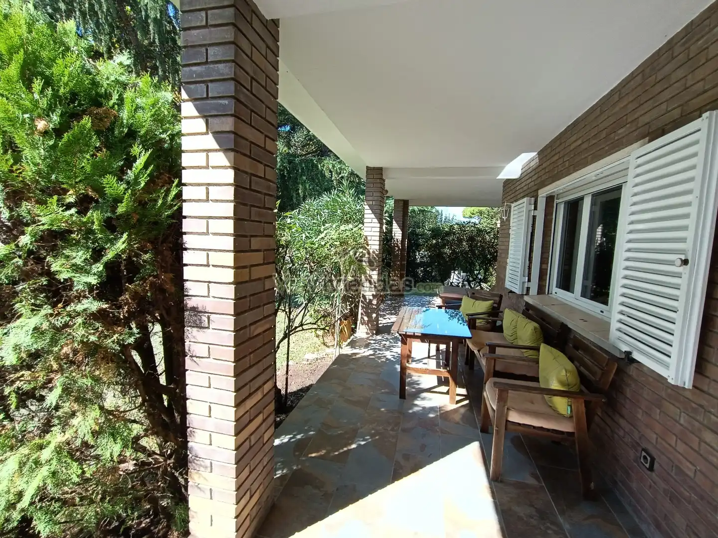 Houses for sale in Begues