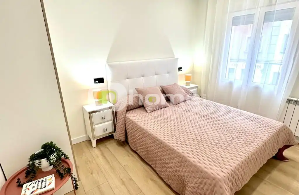 Bedroom of Flat for sale in Zamora Capital   with Heating, Terrace and Furnished