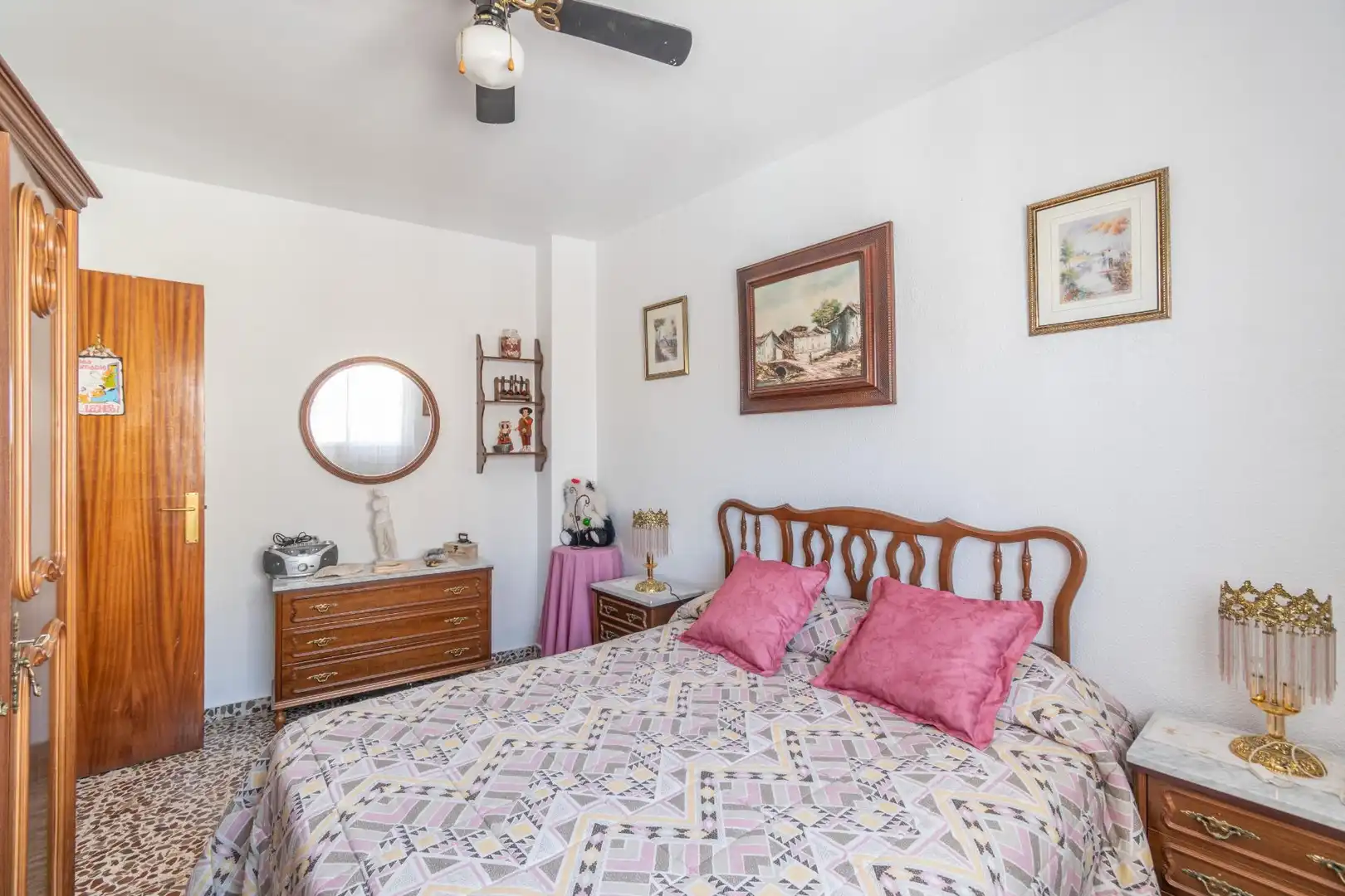 Dormitori de Casa o xalet en venda en Atarfe amb Aire condicionat, Terrassa i Traster