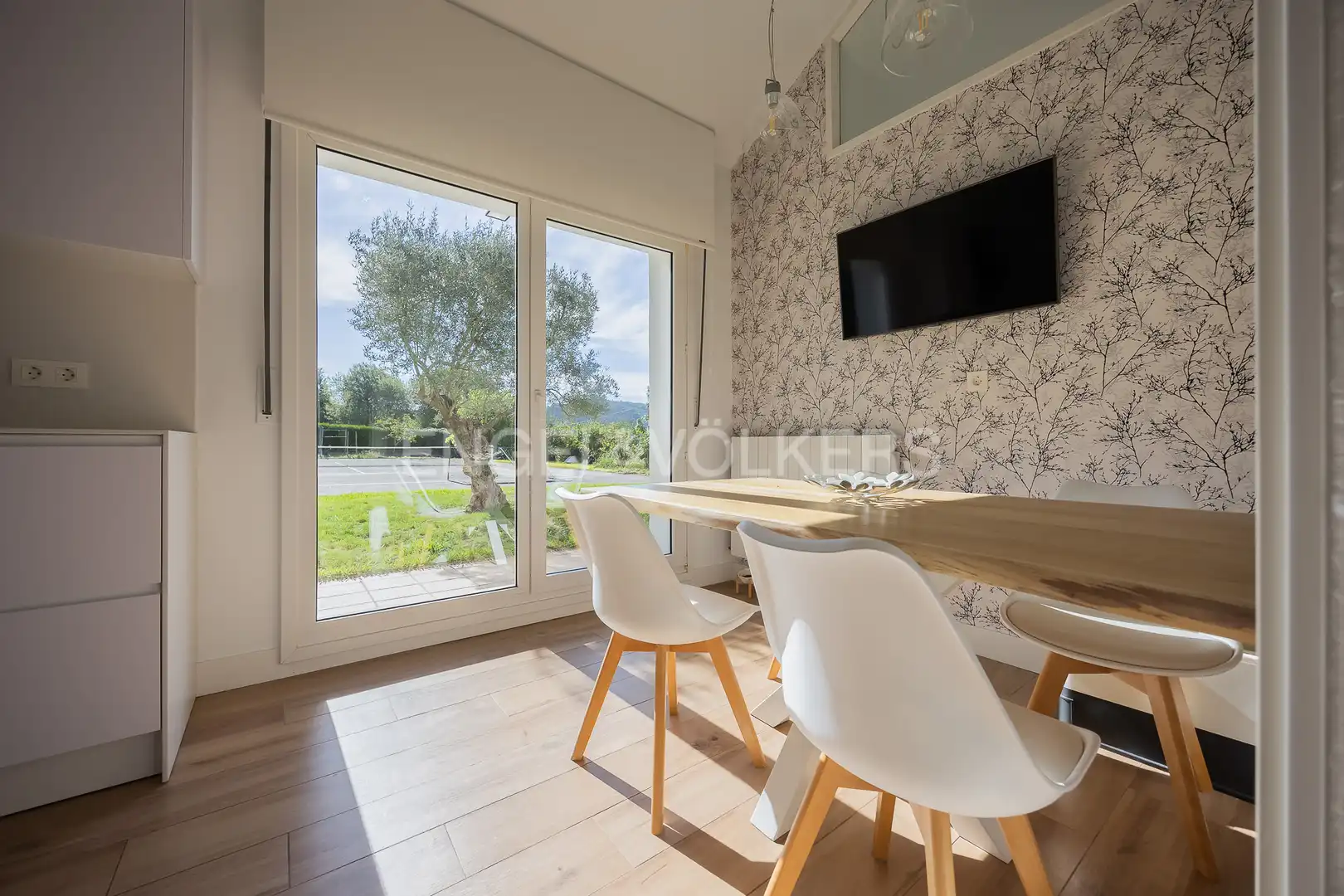 Comedor de Casa adosada en venta en Larrabetzu con Aire acondicionado, Calefacción y Jardín privado