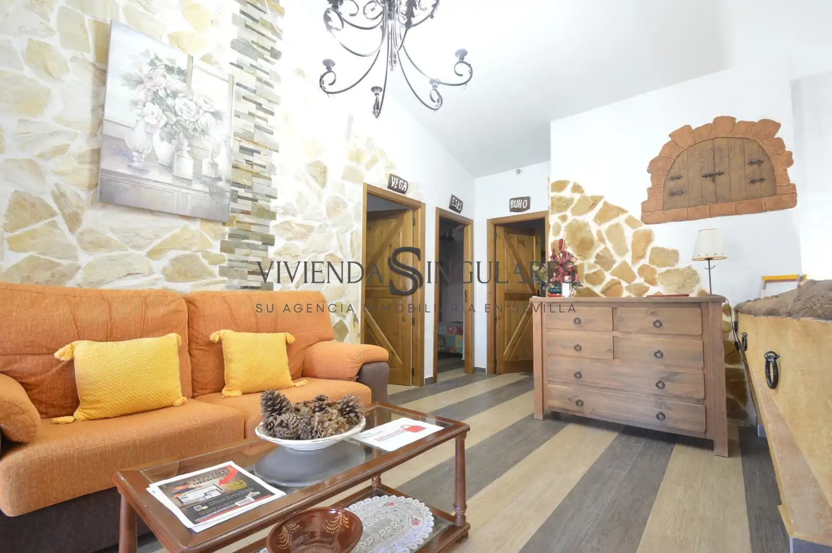 Living room of Houses for sale in Arroyomolinos de León  with Air Conditioner, Terrace and Furnished