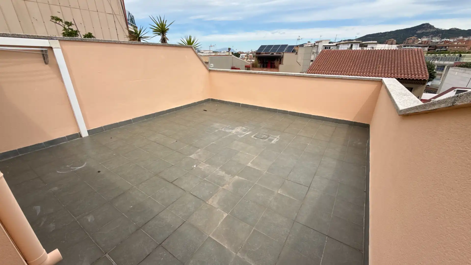 Dúplex en venda a Carrer de Laureà Miró, Centre - Can Nadal