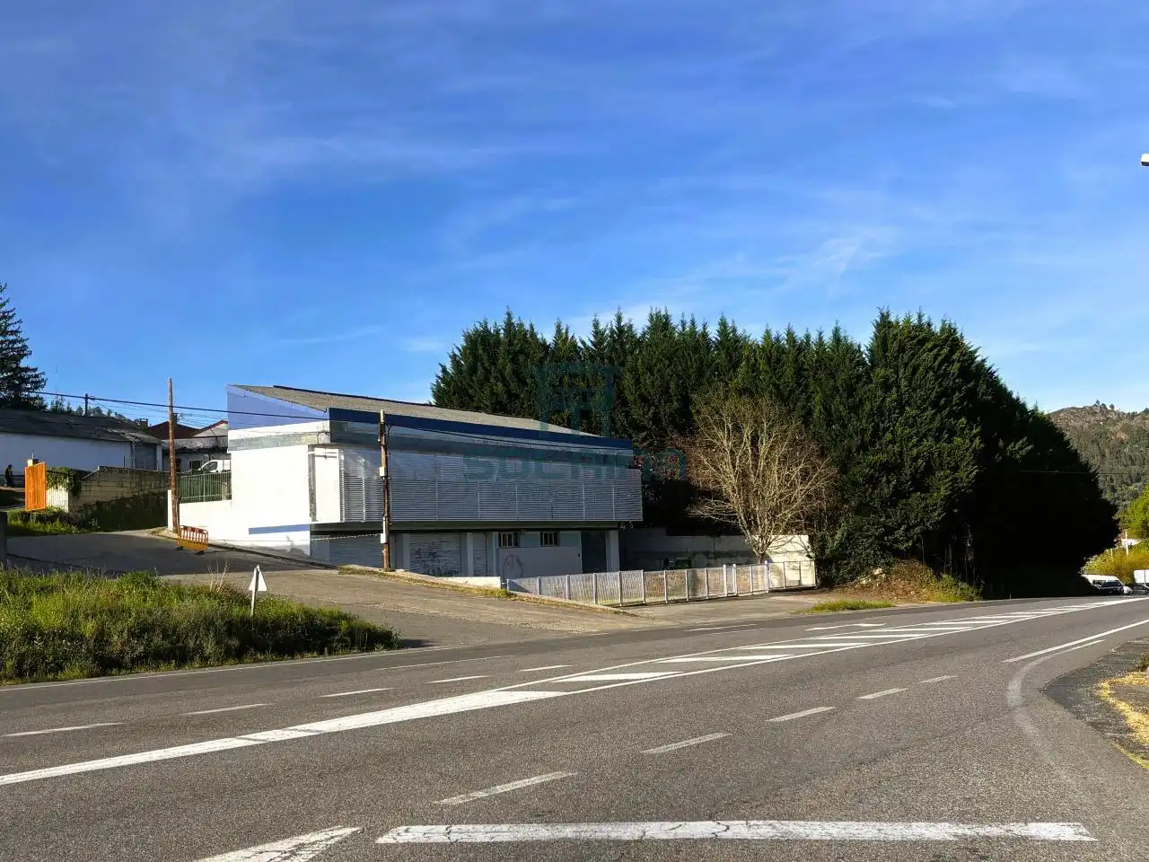 Außenansicht von Fabrikhallen zur Miete in Ourense Capital 