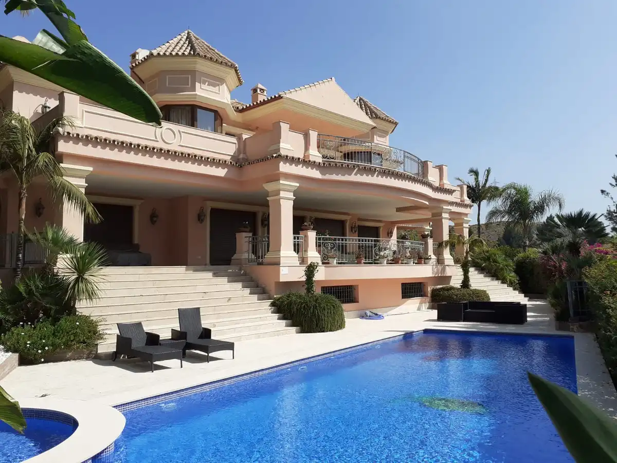 Maison mitoyenne à vendre à Estepona Pueblo