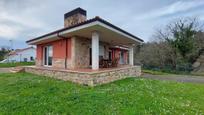 Vista exterior de Casa o xalet en venda en Carreño amb Terrassa i Piscina