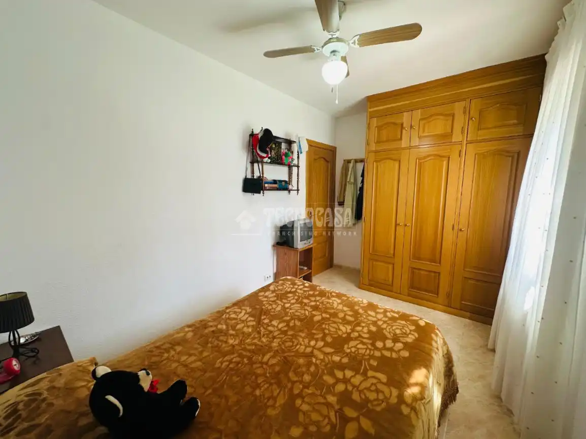 Habitación de Casa o chalet en venta en Escalona con Calefacción, Piscina y Amueblado