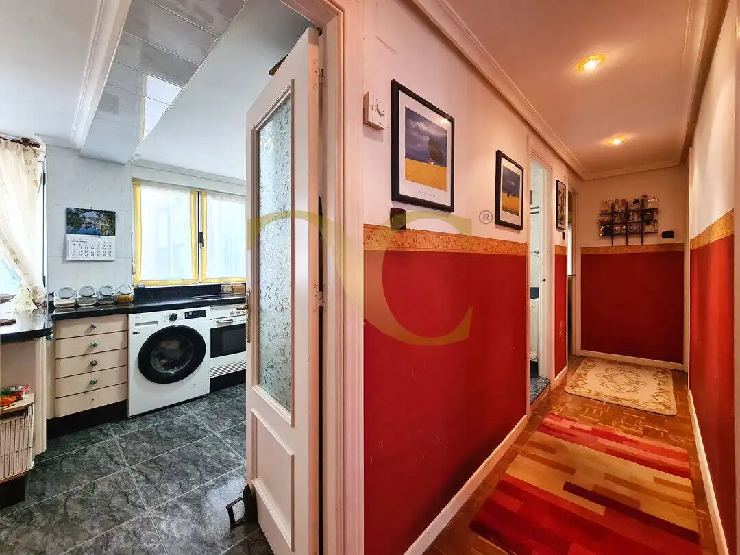 Piso en venta en Gijón  con Calefacción, Jardín privado y Trastero