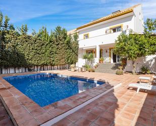 Jardí de Casa adosada en venda en Marbella amb Calefacció, Terrassa i Traster