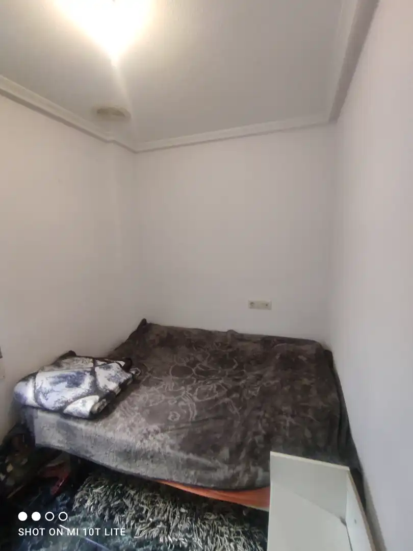 Habitación de Piso en venta en Elche / Elx con Amueblado, Horno y Lavadora
