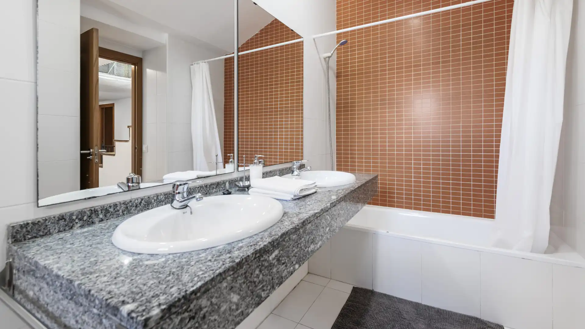 Bany de Casa o xalet en venda en  Palma de Mallorca amb Aire condicionat, Calefacció i Terrassa