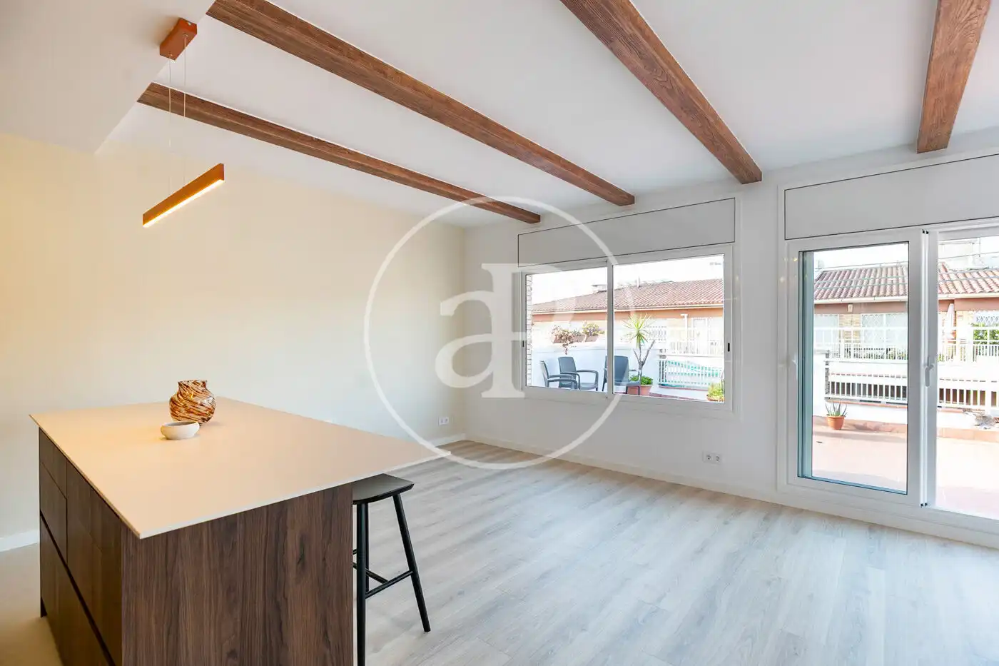 Sala de estar de Ático en venta en Barcelona con Aire acondicionado, Calefacción y Terraza