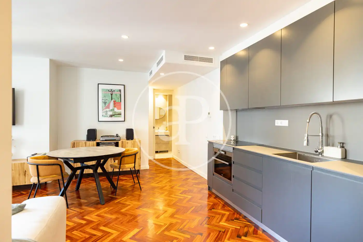 Cocina de Piso en venta en Barcelona con Aire acondicionado y Calefacción