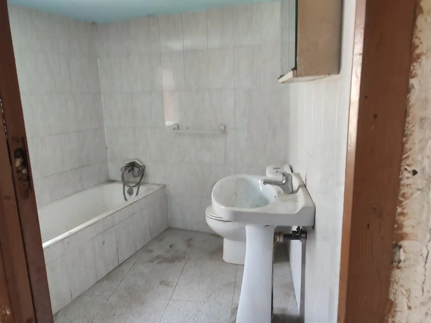 Baño de Finca rústica en venta en Biescas con Balcón