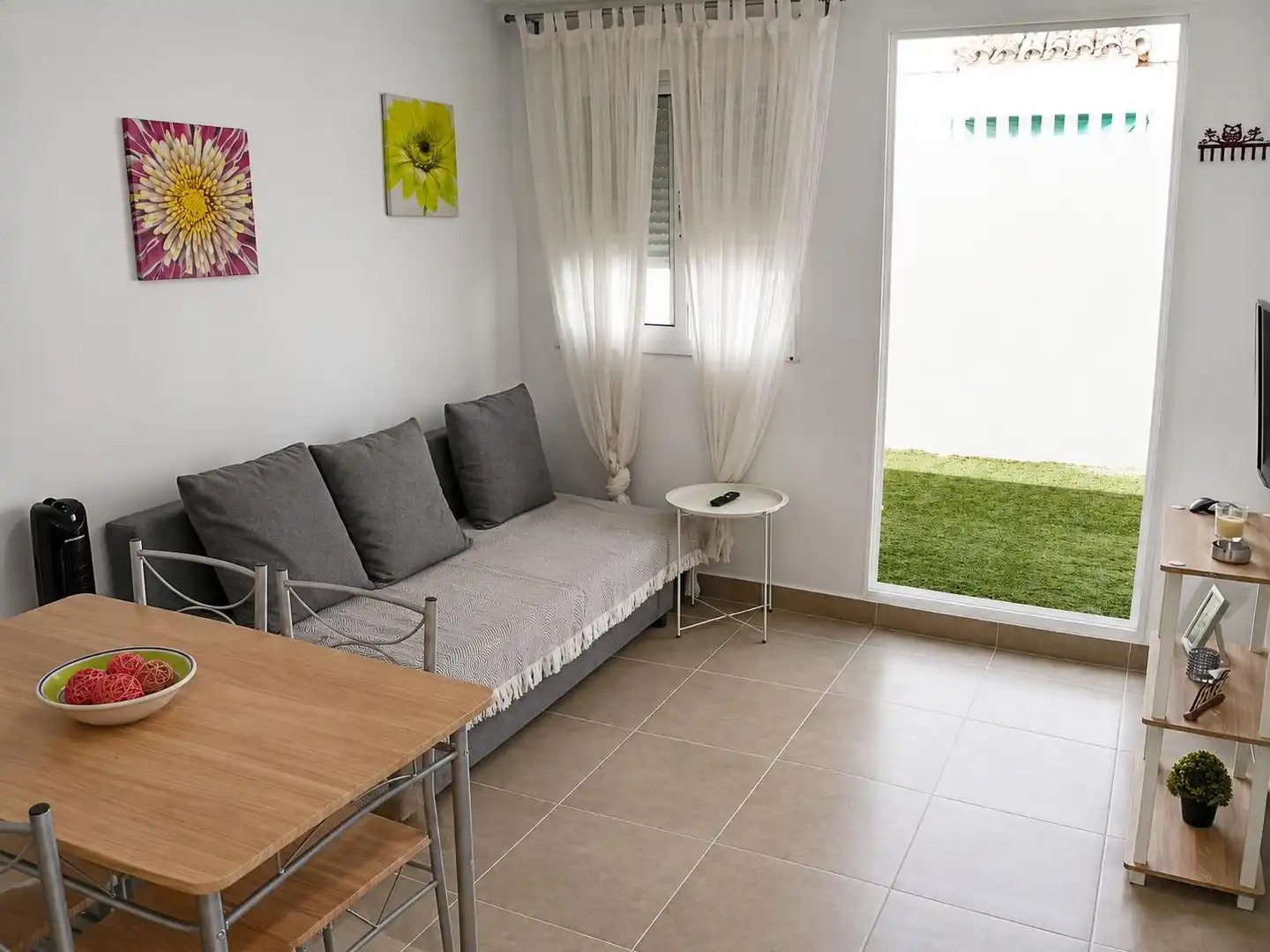 Sala d'estar de Casa o xalet en venda en Chipiona amb Moblat