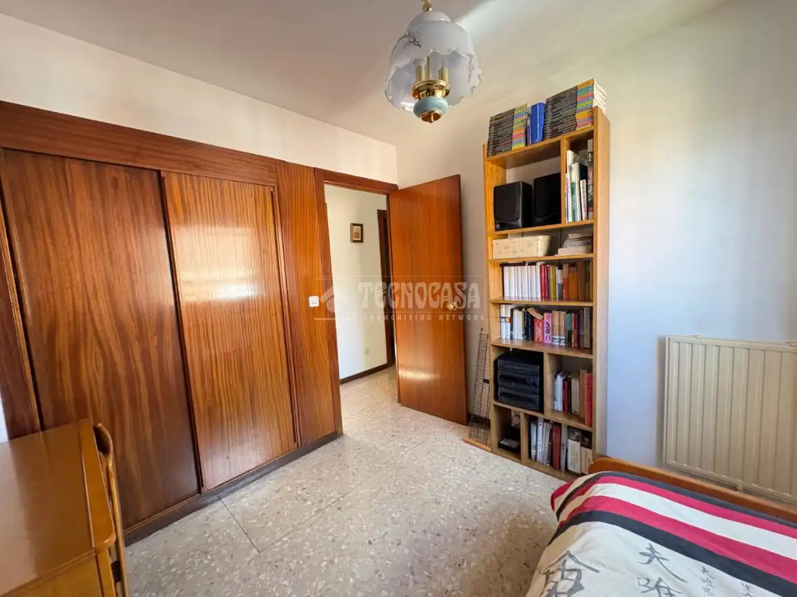 Dormitori de Casa adosada en venda en Getafe amb Aire condicionat i Terrassa