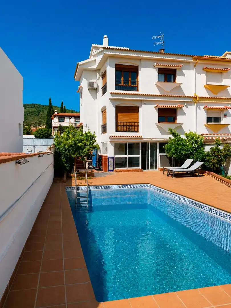 Villa con piscina in vendita a UR EL PUNTAL - C-2