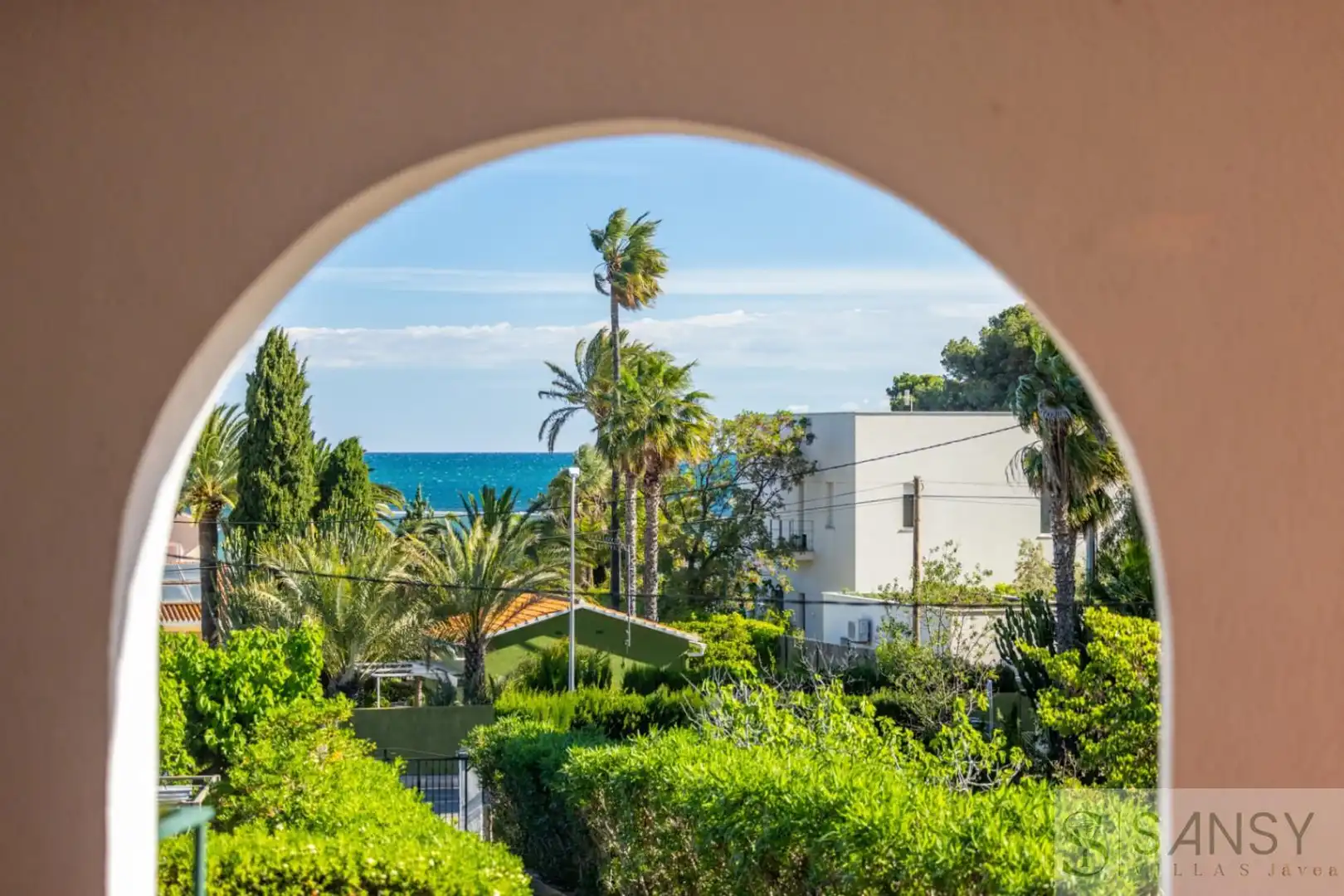 Houses for sale in Las Rotas / Les Rotes