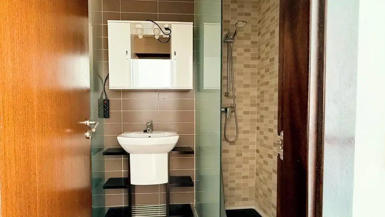 Baño de Estudio en venta en San Sebastián de los Reyes con Aire acondicionado, Calefacción y Terraza