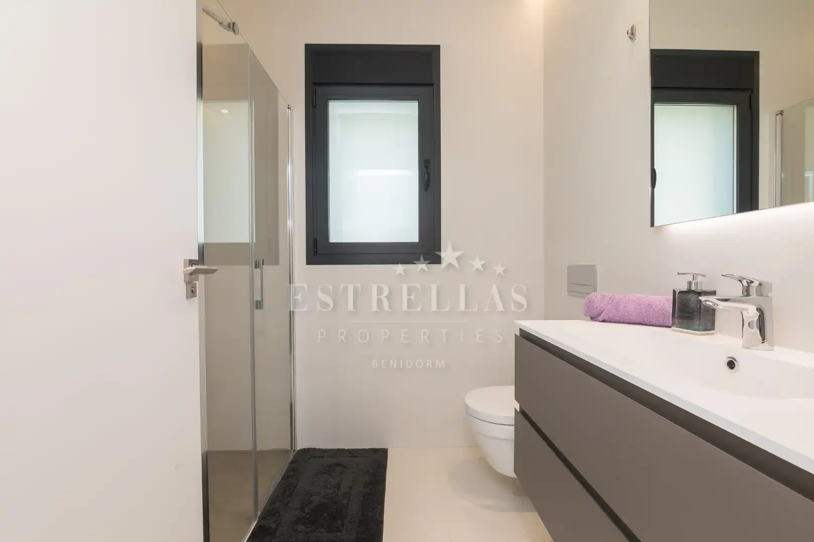 Chalet con piscina en venta en Golf Bahía, imagen 27
